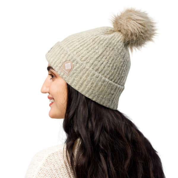 Trendy Columbia pom-pom beanie - Image 4